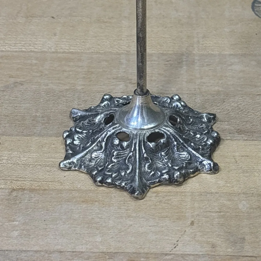 Antique Ornate Silver Plate Table Number Stand Heart Place Card Menu Holder